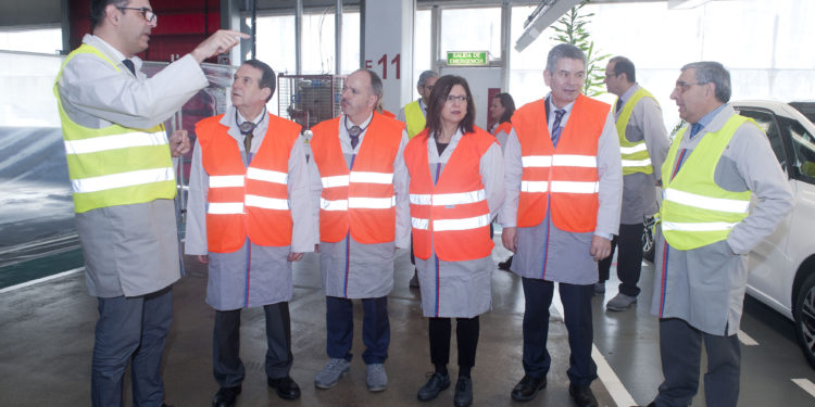 Caballero asegura que Stellantis Vigo “va a formar parte” del Perte de la automoción