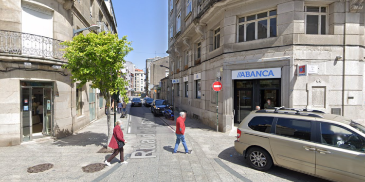 Trasladada al hospital una mujer en Vigo tras ser agredida en casa por su pareja