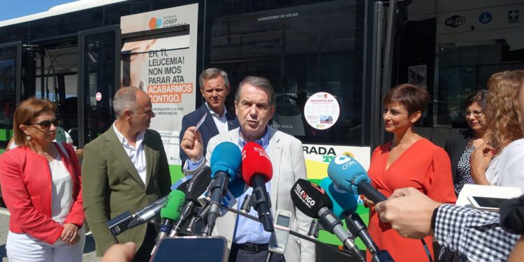 El billete de Vitrasa baja este jueves para que “esta crisis no la paguen los de siempre”