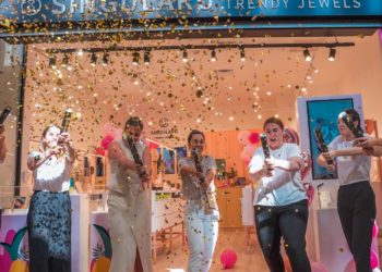 La marca de complementos Singularu desembarca en Vigo con promociones de apertura