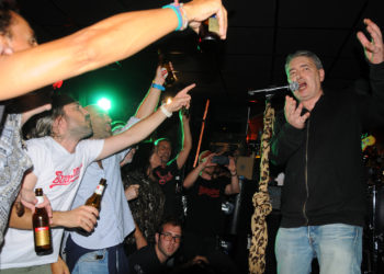 Burning y Miguel Costas llevan al Sinatra a los años 70