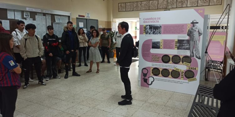 Chega a Vigo a mostra didáctica Sen Cancelas, sobre a diversidade sexual en Galicia