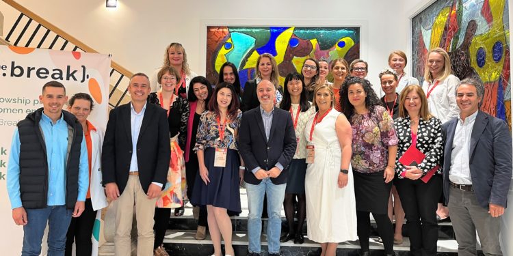 Zona Franca de Vigo acoge a 12 emprendedoras europeas para crear relaciones comerciales en España