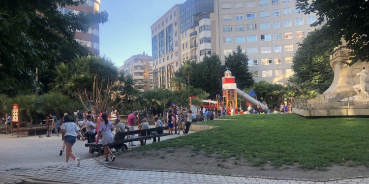 La alegría vuelve a las plazas
