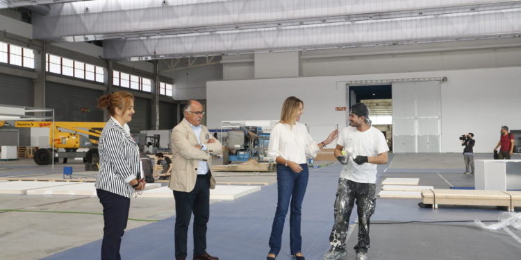 Unas 300 personas trabajan ya en Vigo en el montaje de Conxemar