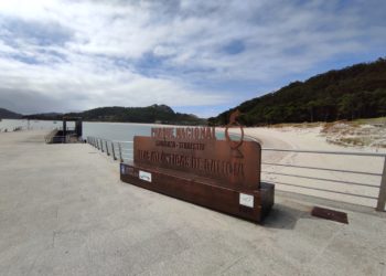 Johnny Depp, Jennifer Aniston, Dicaprio… el listado de famosos que (no) visitaron las islas Cíes este verano