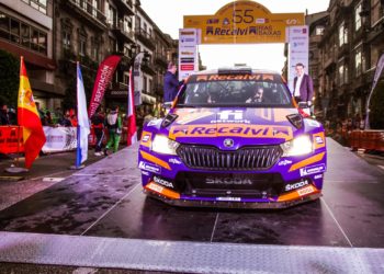 El Rallye Rías Baixas arranca motores con Víctor Senra como favorito