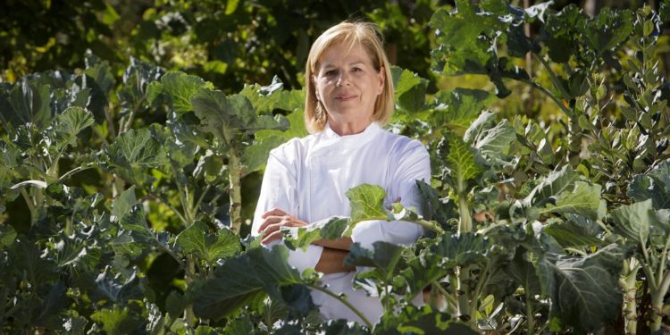 A cociñeira Toñi Vicente, tomiñesa distinguida