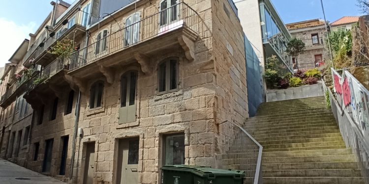 Casi cien aspirantes para alquilar 20 locales a bajo precio en el Casco Vello de Vigo