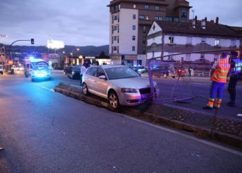 Dos heridos en Vigo en un accidente de tráfico con tres coches implicados