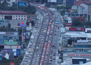 Dos heridos en Vigo en un accidente de tráfico con tres coches implicados