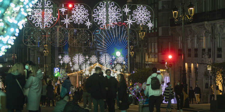 La ministra Ribera defiende a Caballero por el gasto energético en Navidad y pide “soluciones creativas”