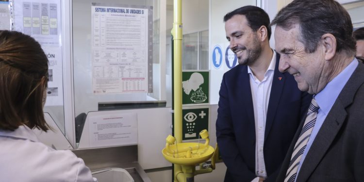 Caballero apoya el impuesto a las grandes fortunas y Garzón elude la polémica sobre su duración