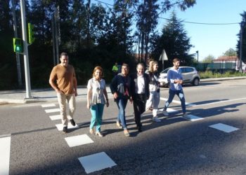 El colegio Martín Códax ve satisfecha una demanda “de 25 años”: un semáforo