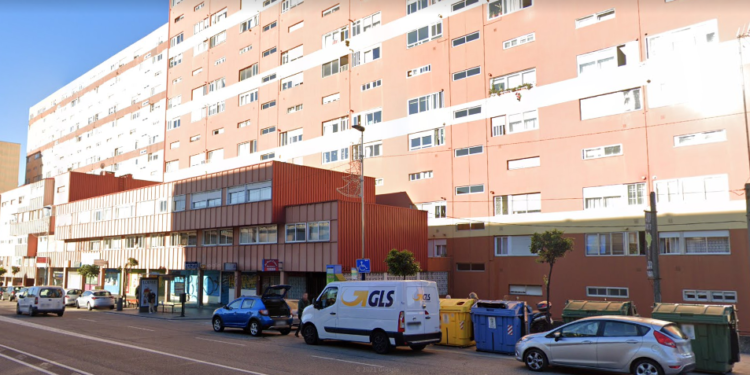 El humo de una tartera quemada moviliza a los bomberos de Vigo