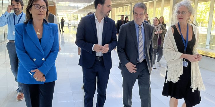 Garzón pide en Vigo “reflexionar” sobre las políticas públicas tras la “preocupante” victoria del neofascismo en Italia