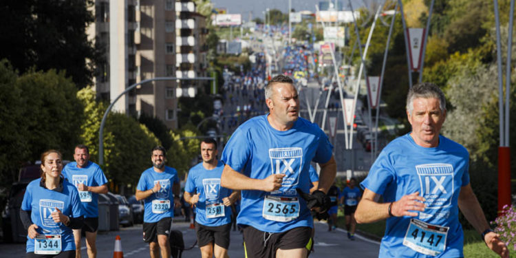 Vigo sale a la calle contra el cáncer: más de 4.000 participantes y triunfos de Tizón y Valiño