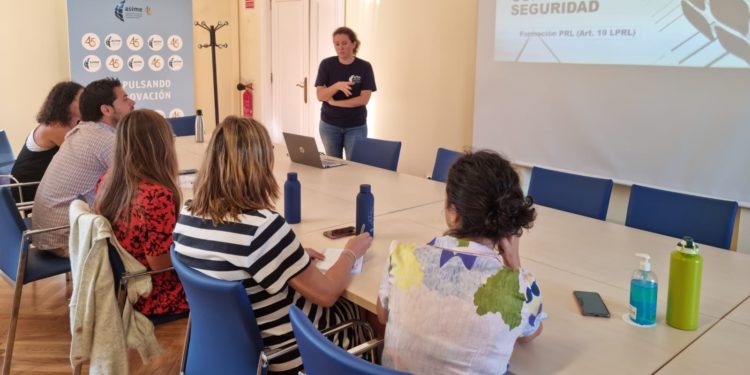 Oferta “sin precedentes” de cursos gratuitos en Vigo para adquirir competencias en el sector industrial