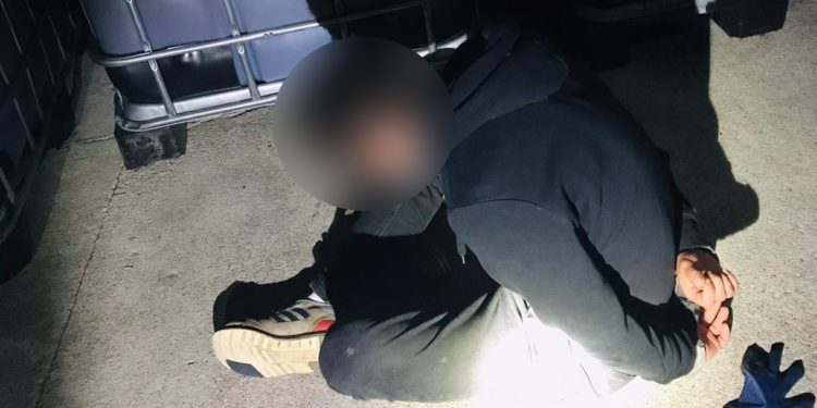 Un detenido y un investigado en O Morrazo por espionaje industrial a una empresa