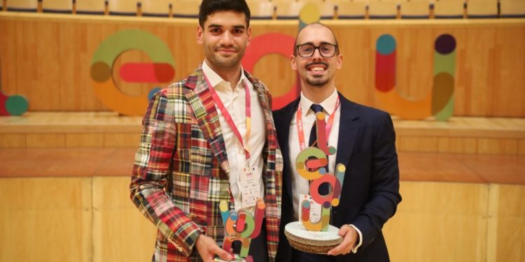 O enxeñeiro da UVigo Guillermo Fernández revalida o título de mellor orador universitario de España