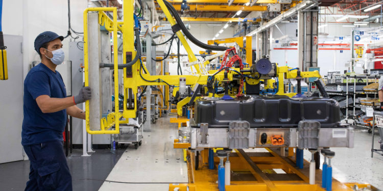 El Gobierno busca una “excepción” para dotar a Stellantis Vigo de la muy alta tensión