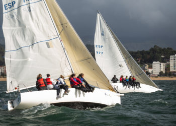 El temporal no puede con la Liga Nacional Femenina de Vela