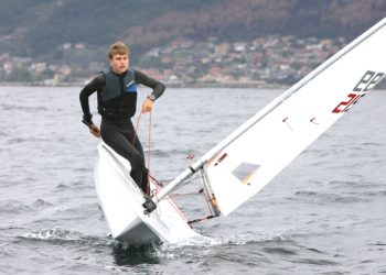 Dos regatistas del Náutico de Vigo lideran el primer ciclo de la Semana del Atlántico