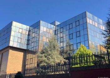 Un revés para la fábrica de componentes fotónicos