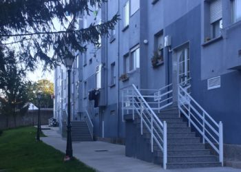 Las ayudas municipales para instalar ascensores y eliminar barreras llegan a ocho edificios de Vigo