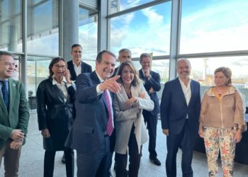 El Gobierno “ratificará su compromiso” con la salida sur del AVE pero no concreta un año anterior a 2040