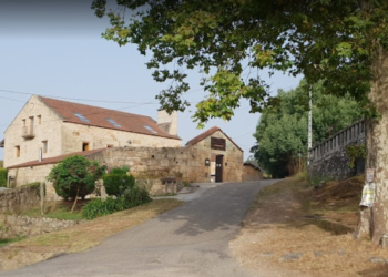 Realojan a los huéspedes en una casa rural de O Rosal debido a un incendio