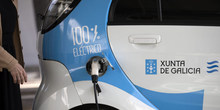 Galicia duplica el presupuesto para comprar vehículos eléctricos e implantar puntos de recarga