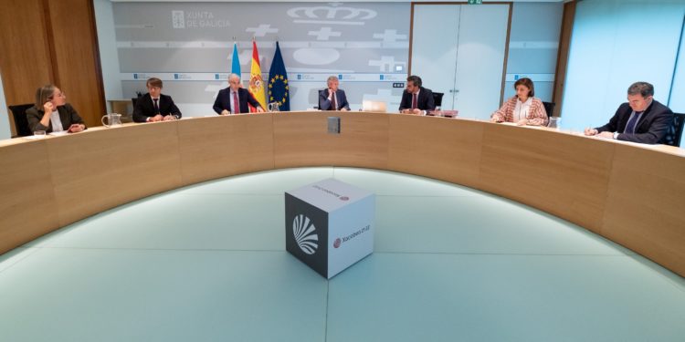 Los sueldos de Rueda y los conselleiros suben un 4%; cae levemente el gasto en personal eventual