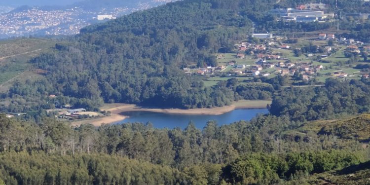 Eiras y Baíña recuperan fuelle con las últimas lluvias; Zamáns no frena la caída