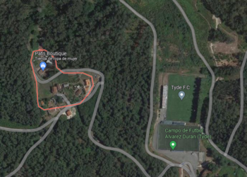 Investigan las causas de un incendio que calcinó el interior de una vivienda en Tui