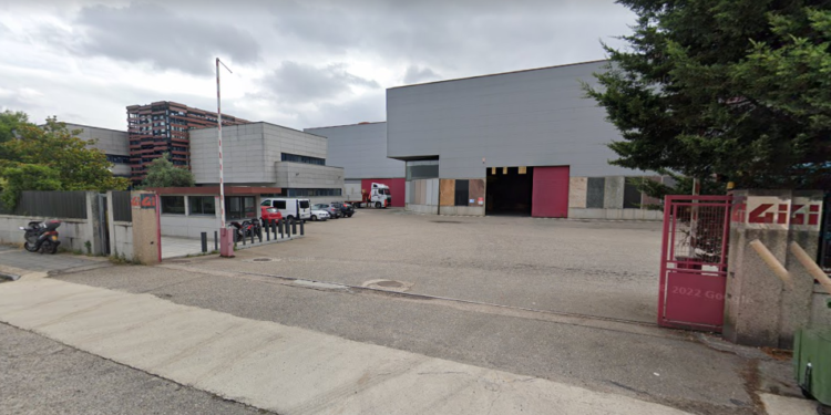 Muere un operario en O Porriño tras caer del tejado de una nave industrial