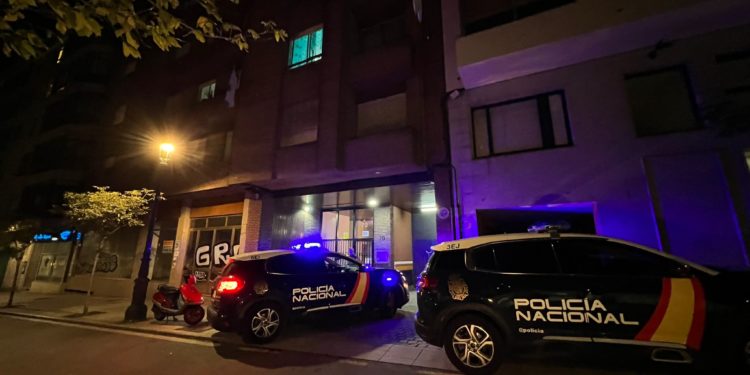 Una mujer es asesinada a puñaladas por su vecino en Vigo