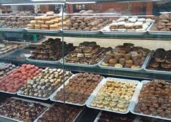 Abre una pastelería centenaria en el Casco Vello de Vigo