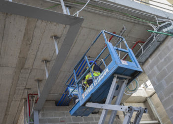 El Concello de Vigo busca 75 personas en paro para contratarlas en obras municipales