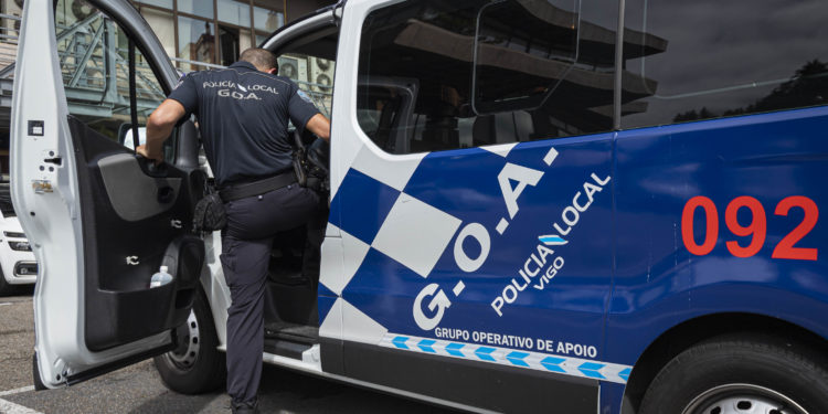 Detenido en Vigo por agredir a su esposa tras comunicarle ella su decisión de separarse