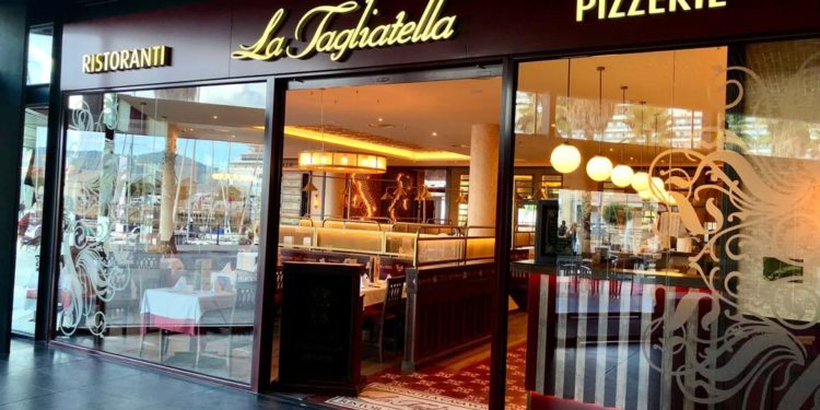 Óptima Global Services, gestor del centro comercial A Laxe, avanza operaciones en Madrid y Córdoba