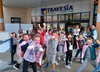 El centro comercial Travesía de Vigo renueva su compromiso en la lucha contra el cáncer