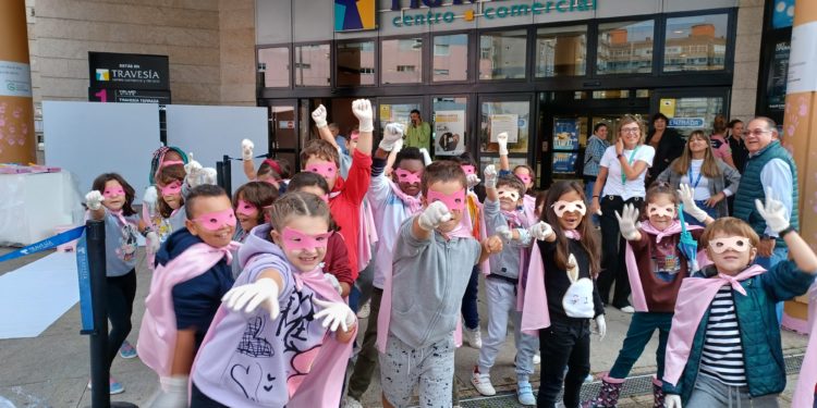 El centro comercial Travesía de Vigo renueva su compromiso en la lucha contra el cáncer