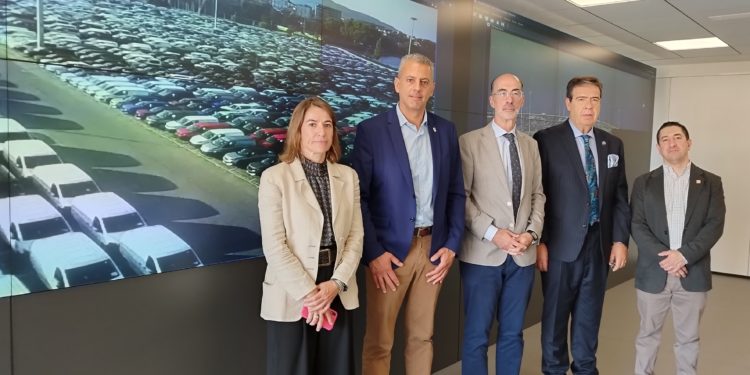 El puerto de Vigo abre sus instalaciones pesqueras a delegaciones de todo el mundo