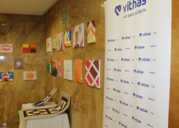 La reveladora exposición con la que Vithas Vigo muestra los retos diarios de las personas con daños cerebrales