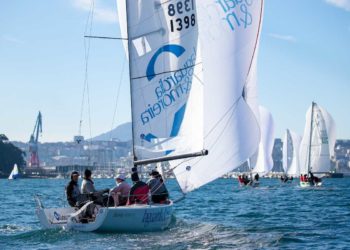 El vigués Araújo, primer líder de las Winter Series de J70