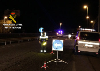Un conductor da positivo en alcohol y drogas tras circular en sentido contrario por la A-55