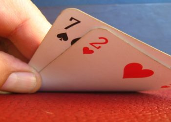 Las 8 peores manos iniciales del póker Texas Holdem