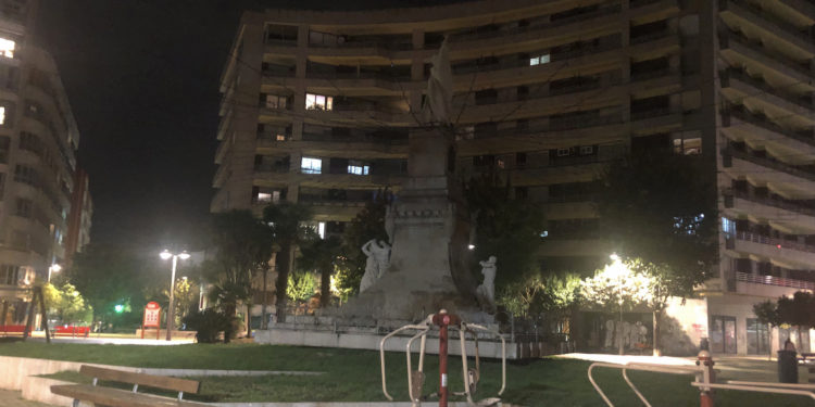 Monumentos en la oscuridad
