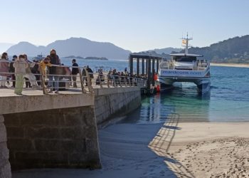 Puerto de Vigo, navieras y hostelería abogan por extender las visitas a Cíes fuera de temporada alta